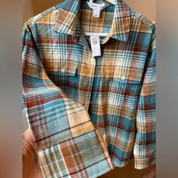 Old Navy Women’s Plaid Button Up Small NWT - Picture 5 of 6